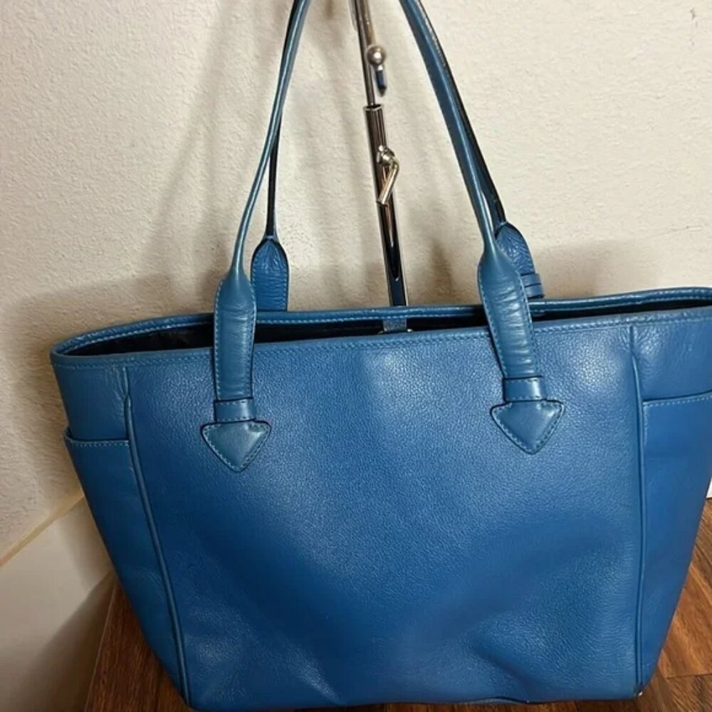 Loewe Calfskin Tote Bag Blue - Picture 2 of 8